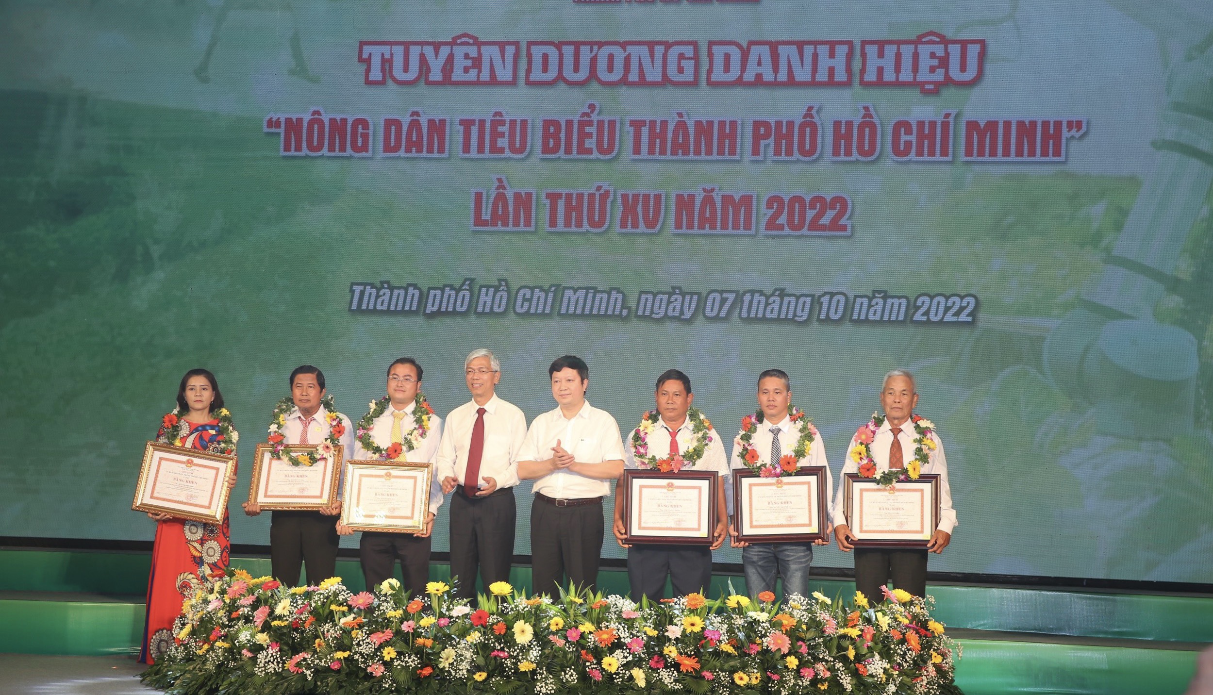 Tuyên dương, khen thưởng 28 gương nông dân và 30 sản phẩm nông nghiệp tiêu biểu TP Hồ Chí Minh